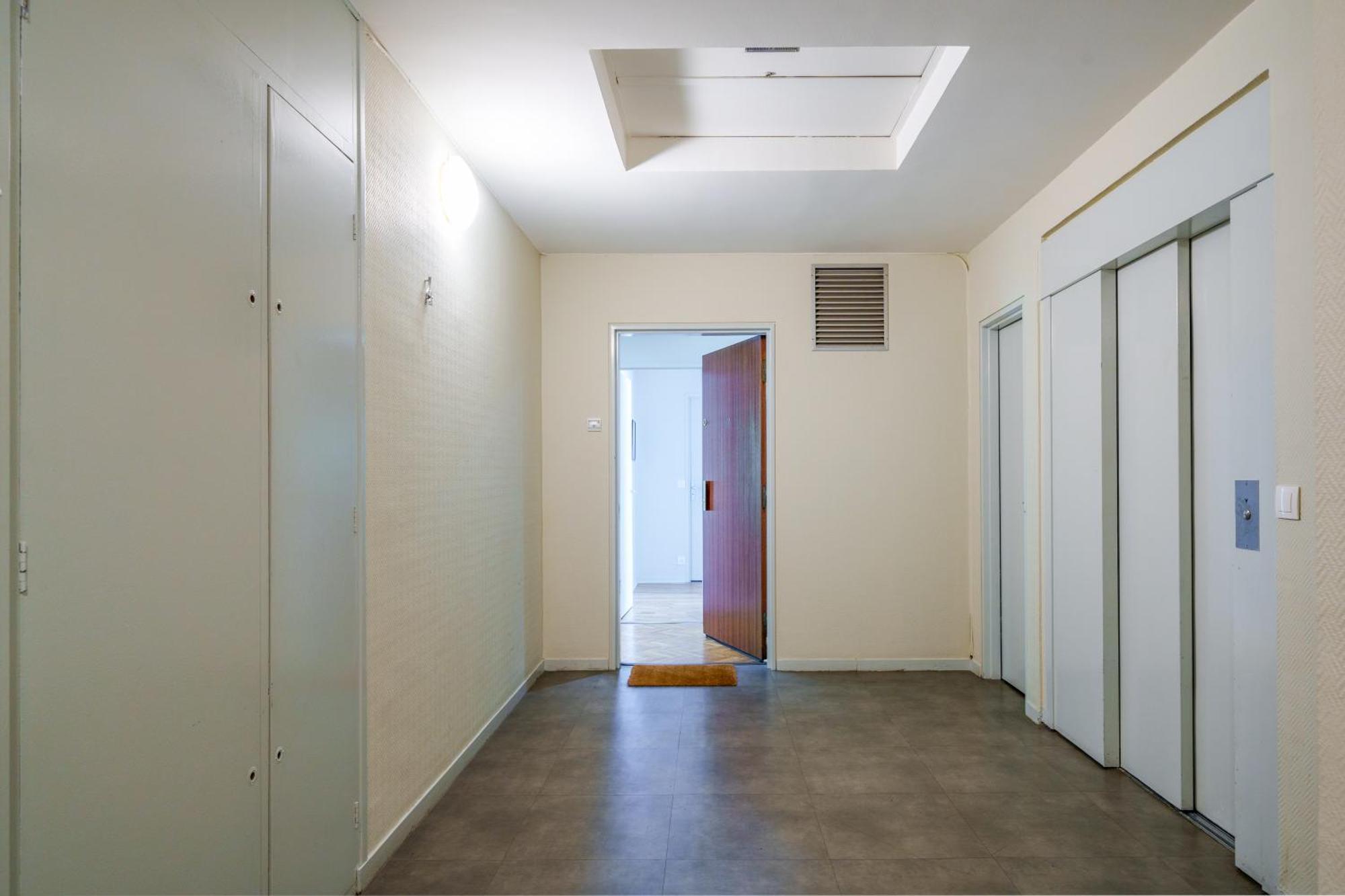 Appartement Tours Centre Avec Parking 4 P Eksteriør bilde