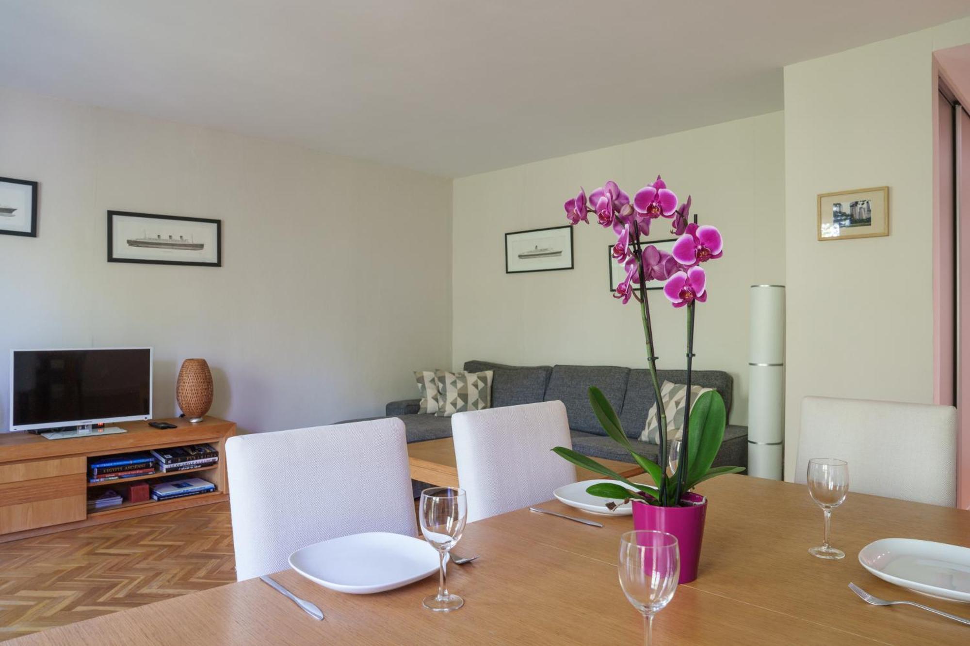 Appartement Tours Centre Avec Parking 4 P Eksteriør bilde